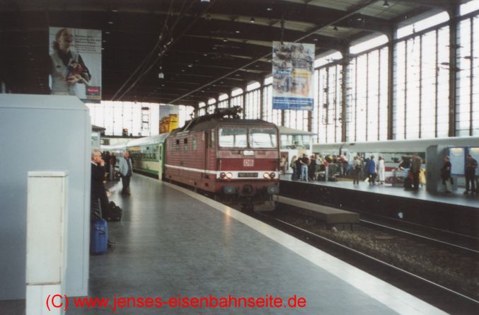 BR 180 mit Berlin - Warschau - Express