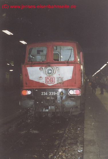 BR 234 mit RB aus und nach Görlitz im Hbf Dresden