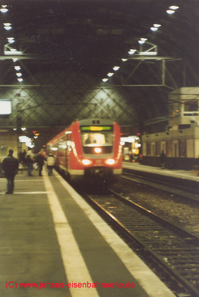 BR 612 im Bhf Dresden-Neustadt